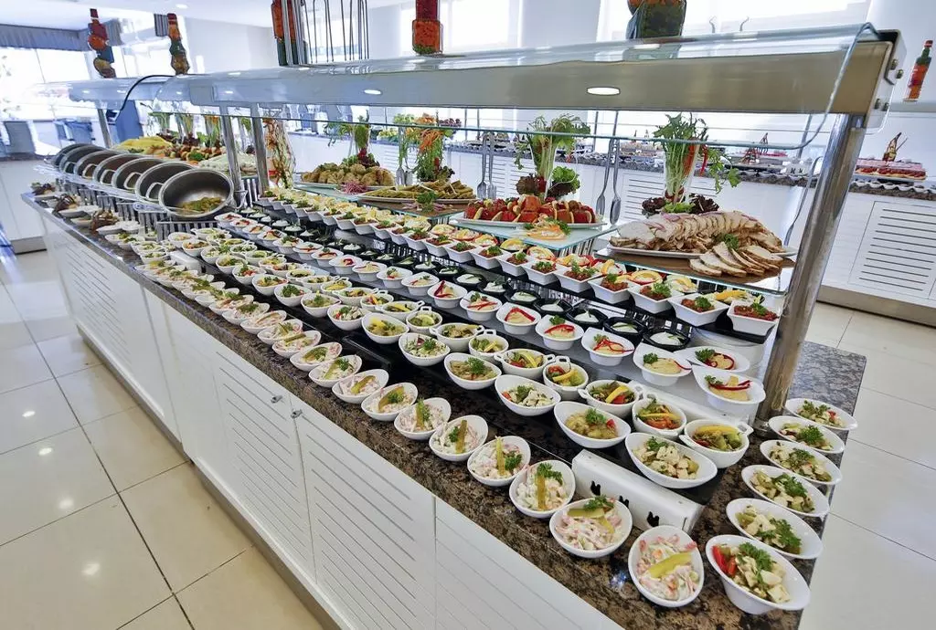 265047throne seagate_antalya_shabavizparvaz_04.jpg